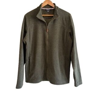 New Condition SHERPA BRAND Olive Green Fleece Jacket. Has 2 Pockets. Size L